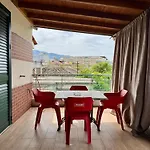 Vila Raffaello's
