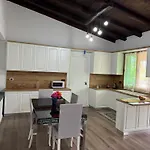 Raffaello's Vila *