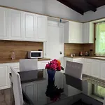 Vila Raffaello's Vlorë