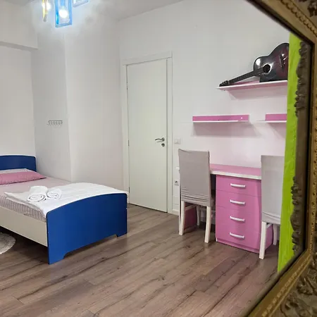 Raffaello's Villa Vlorë