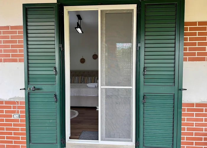 Raffaello's * Vlorë