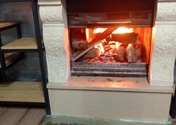 Raffaello's * Vlorë